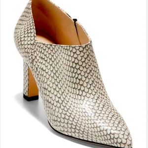 NWT Cole Haan vestry‎ bootie, size 8.5